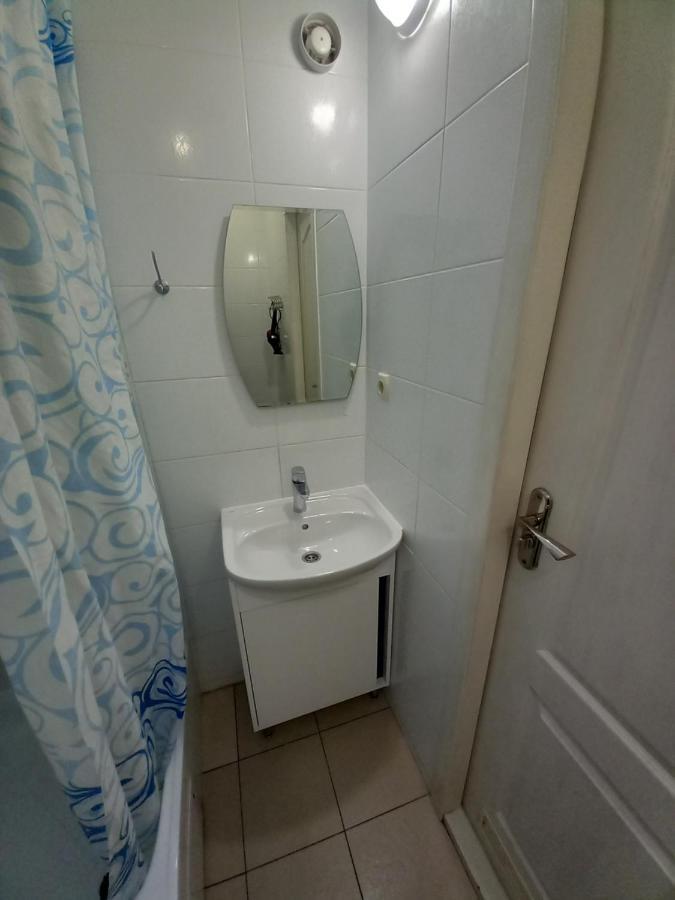 Apartment Darnitca Kiev Exteriör bild